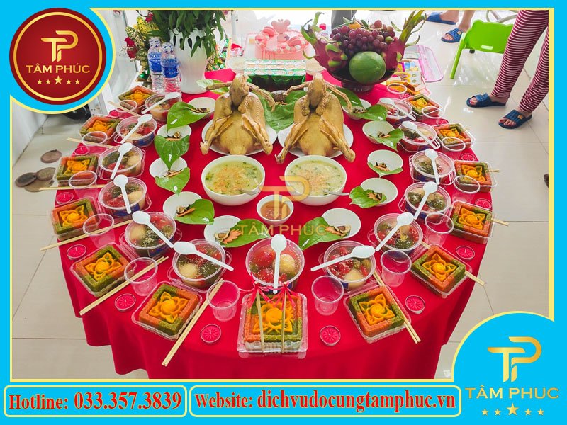 8. Mam cung day thang cho be gai cung 2 vit trang